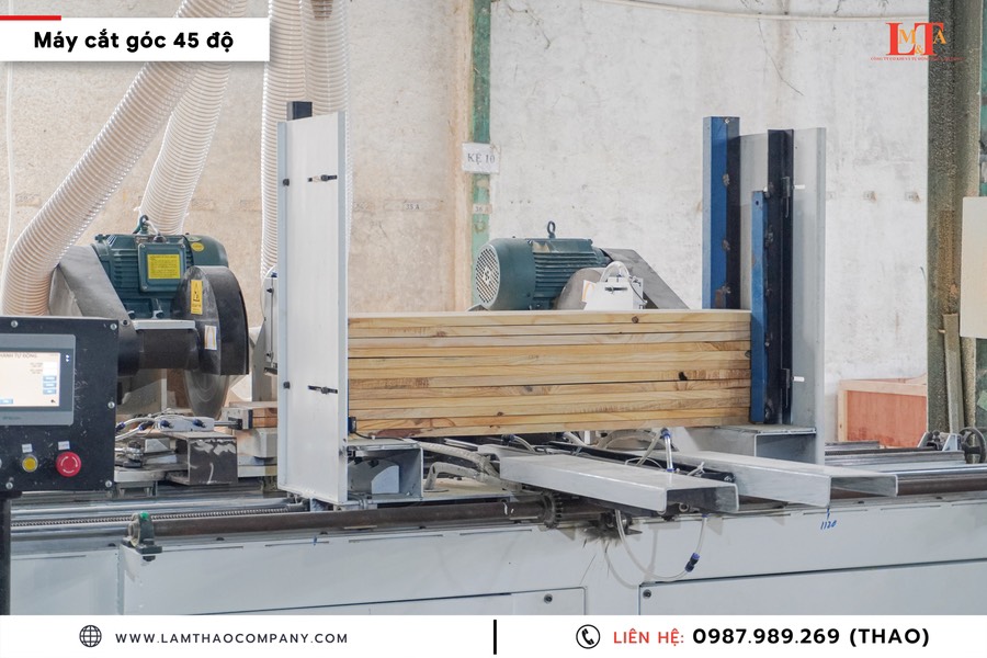 Máy Cưa Cắt Gỗ Góc 45 Độ, 90 độ