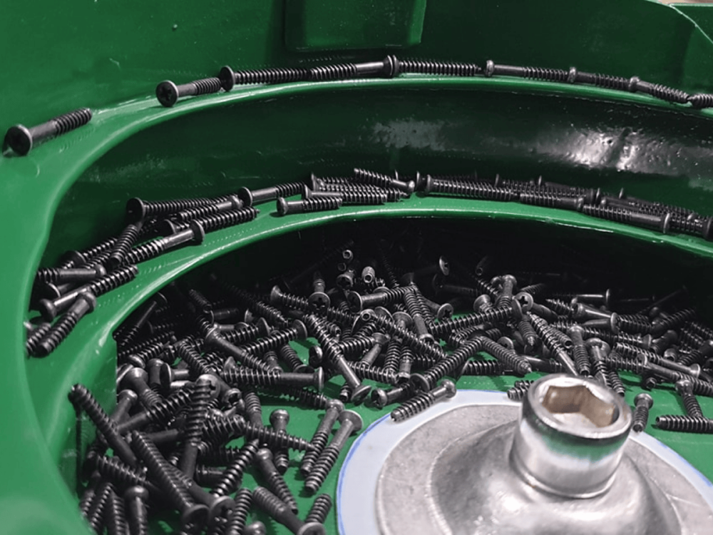 Phễu rung cấp ốc vít tự động